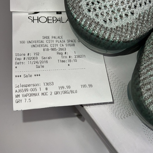 💙NWT NIKE WOMENS AIR VAPORMAX FK MOC 2 IN SIZE 7.5 - Picture 10 of 11